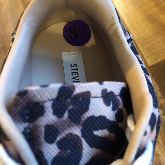 Steve Madden NWT Leopard Print Canvas Sneakers - Picture 5 of 15